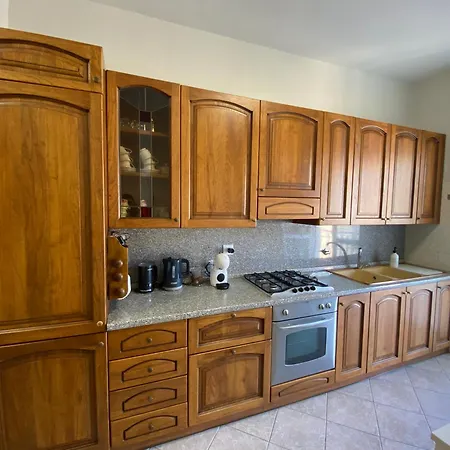 Riviera Di Ponente Apartment *