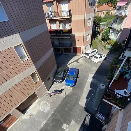 Riviera Di Ponente Apartment