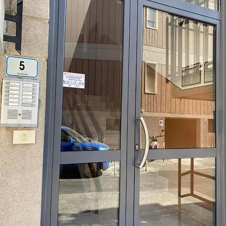 Riviera Di Ponente 公寓 *