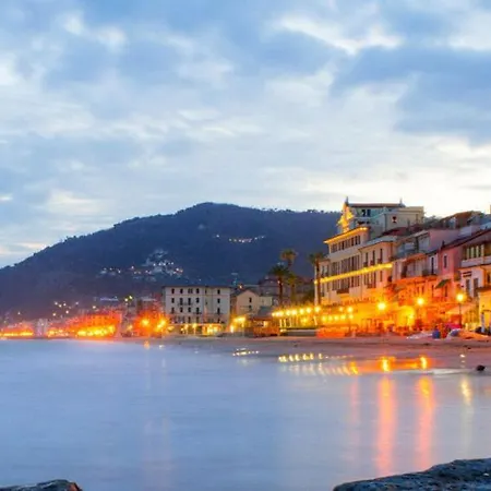 Riviera Di Ponente 阿拉西奥